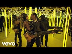 Offset - Clout (feat. Cardi B)